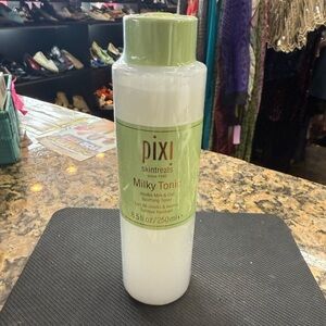 NWT Pixi Milky Tonic 8.5 oz Soothing Toner Jojoba Milk & Oat Sealed